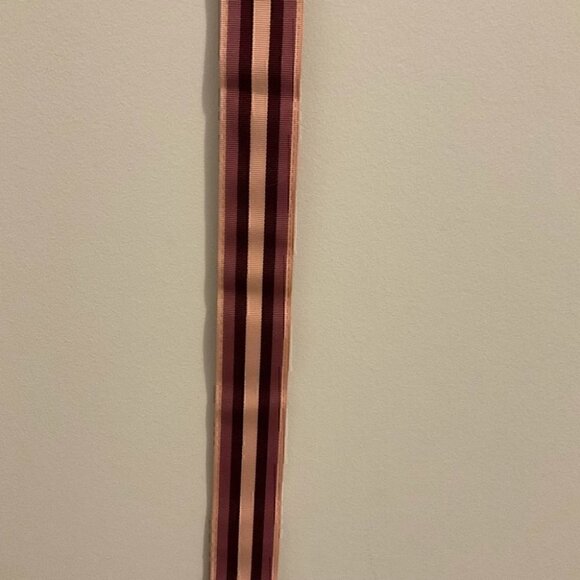 Vintage Belt stretchable/ adjustable with bejewelled buckle design - Picture 8 of 9